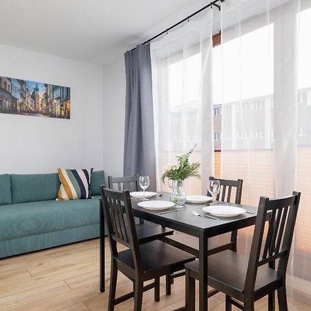 Stylish Apartment With Balcony & Parking Cracow By Noclegi Renters Krakow Exterior photo