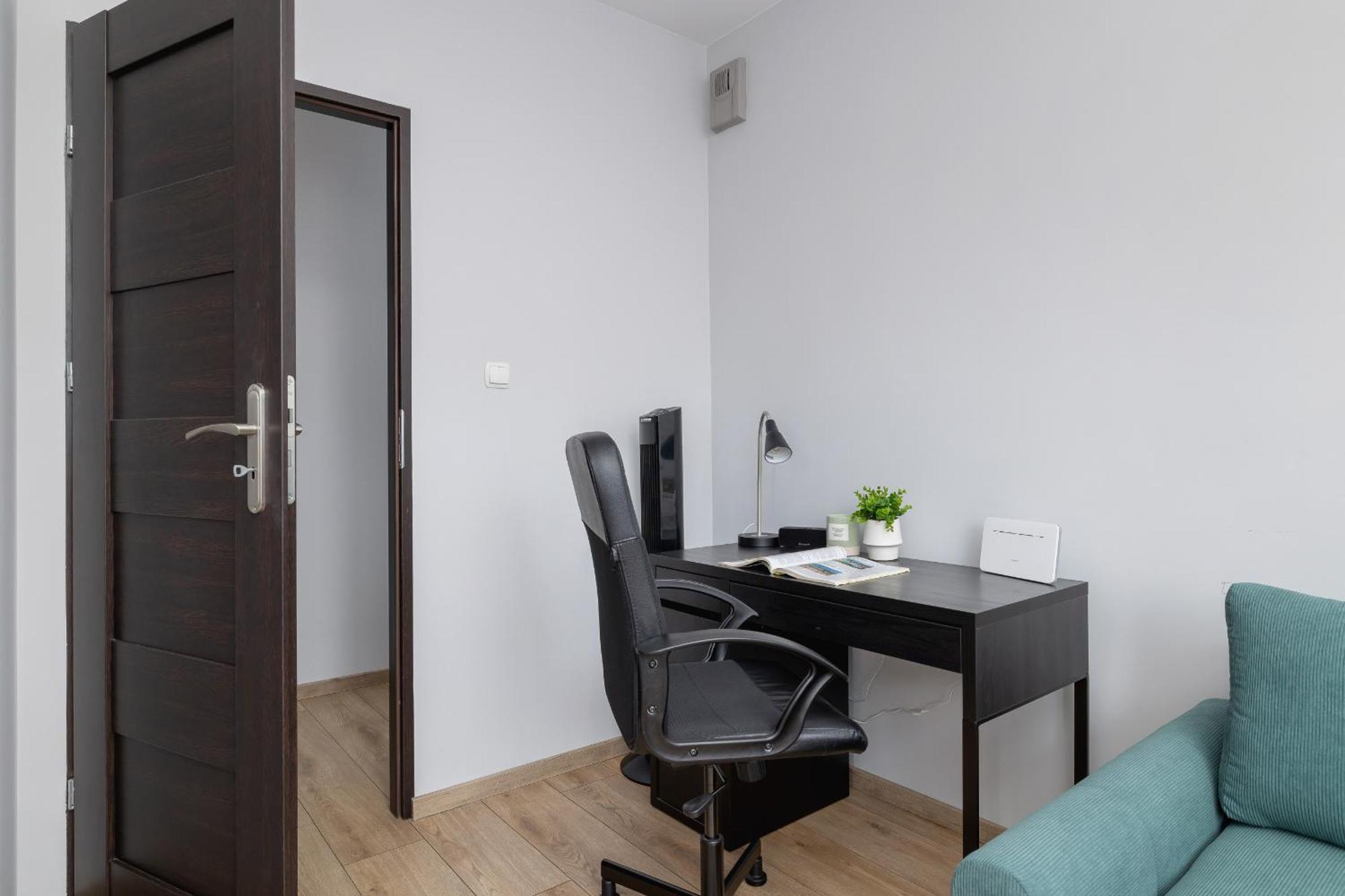 Stylish Apartment With Balcony & Parking Cracow By Noclegi Renters Krakow Exterior photo